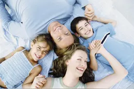 母亲的基因会对儿子的智商产生影响，孩子的长相又取决于谁？图片