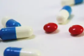 服用精神类药物时，警惕：这些食物请不要碰，避免引发不良反应图片