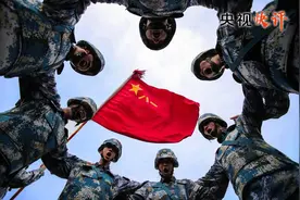 「央视快评」坚定不移走中国特色强军之路——庆祝中国人民解放军建军95周年图片