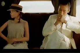 《情人》15岁被包养，婚后出轨，杜拉斯用情欲治愈童年却一生成瘾图片