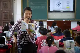 教师工资离谱？多名教师晒出工资条，网友直呼：不敢相信图片