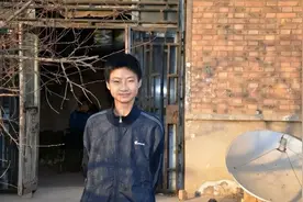 母亲瘫痪父亲疯癫，744分高考状元被清华录取5年后，过得如何？图片