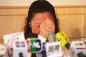 著名女星16岁女儿被绑架，遭遇非人折磨4天后，妈妈哭诉：求放过图片