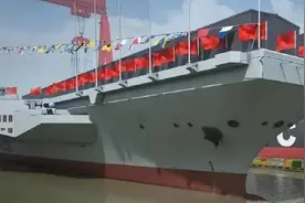 福建舰下水背后的传奇：八万吨巨型航母，始自百年前的600吨木船图片