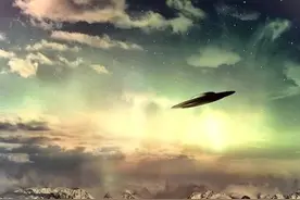 两天两次！四川、内蒙古上空现神秘绿光，猜测是UFO还是火流星？图片