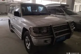 换壳帕杰罗，这辆猎豹黑金刚只要4万块！看完底盘买家直摇头图片