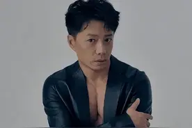 演员段奕宏：草根逆袭影帝，谈到父亲心怀愧疚，余生不辜负王瑾图片