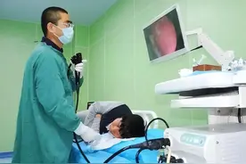 别把肠息肉拖成恶性病，医生：长了肠息肉，身体可能有3种表现图片