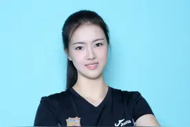 中国女排第一美女张常宁，27岁退役任职高校老师，还是待价而沽？图片