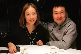 TVB三届视帝定居中山，大晒气派豪宅，儿子曾因炫富被批图片