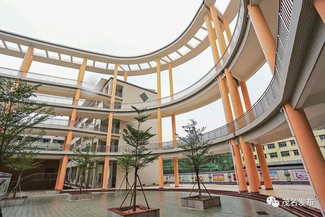 茂名市第一中学实验学校喜报!40.98%学生超茂名一中录取分数线