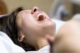 顺产自己“生出来”和“被拽出来”，产妇感受很不同，真心不容易图片