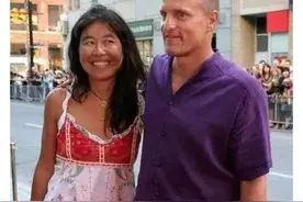 好莱坞男神爱上中国大妈，为什么老外喜欢“丑”亚洲女子图片