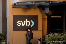 硅谷银行后续：储户已可正常提款，有人凌晨五点半就开始等，有人带行李箱来图片