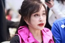 刘晓庆赵雅芝生图流出，这一次，“不老女神”们都被撕开了真面目图片