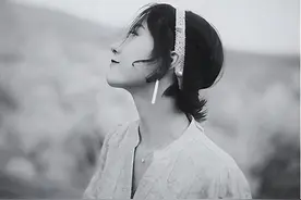 男人到了中年，往往最痴迷这三种女人，和美貌无关图片