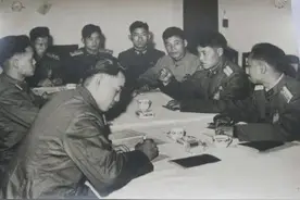 学习我军积极防御战略方针图片