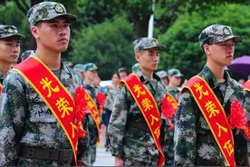 当2年兵、5年兵、8年兵、12年兵，退伍有什么不同，该怎么选？图片