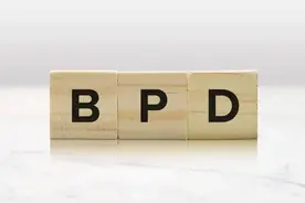 边缘型人格图片
