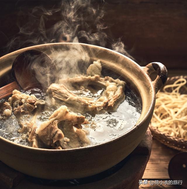 肚子痛能喝花胶汤吗 肚子痛能喝花胶汤吗小孩