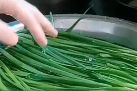 男人要多吃韭菜，别直接用清水洗，教你一招，农药残留全跑光图片