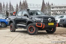 新车 | 长城炮黑弹版到店实拍，售价24.88万元，可与坦克300比越野图片