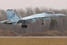 看不上歼10C，剑走偏锋出口歼15也可行！伊空军让我们打开新思路图片