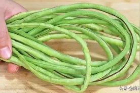 豆角不要炒着吃了，教你懒人做法，开胃下饭又解馋，比肉都不换图片