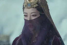 10版“金花婆婆”对比，有人颜值惊艳，有人惨不忍睹图片