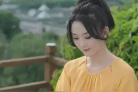 王艳晒家里喝下午茶，故宫入镜几次，高级凡尔赛被质疑炫富图片