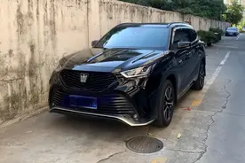 家庭用车，36万拿下皇冠陆放，用车18600公里图片