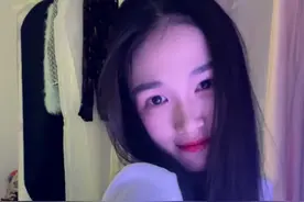 就是她，开奔驰收破烂，月入过万图片