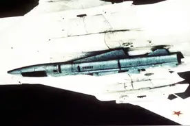 如今日暮西山，曾经的东亚第一：日本金刚级导弹驱逐舰图片