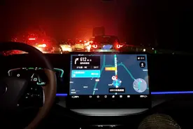 高德推出了两个新功能，对新手司机太照顾了，爱了爱了图片