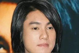 朱孝天：短暂红过后，生活一直是低谷，43岁没车，结婚6年没孩子图片