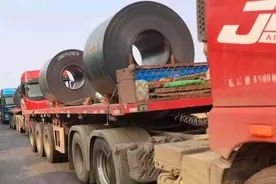 钢卷运输有多危险？为什么大货车司机都避而远之？图片