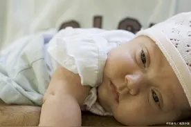 宝宝发烧后总不退，家长在宝宝发烧期间该怎么护理？图片