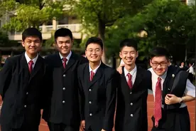 喜报！江苏20名学霸提前被清北录取，这6所学校堪称收割机图片