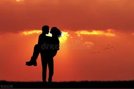 我有对象后，拒绝青梅竹马的两次表白，她对我说：我有惊喜给你看图片