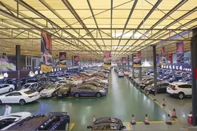 降价10万都难卖？二手车市场太过冷清，多名车商无奈转行图片