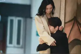 恶趣味、揩油女演员，成年人的“情到深处”戏，别再这样演下去了图片