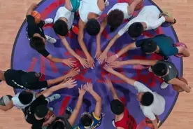 即使世界抛弃了我，还有篮球陪着我｜2022年最美篮球场评选图片