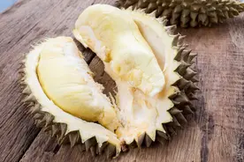 俗话说"一个榴莲顶3只鸡"，提醒：榴莲再好，这7类人也要少吃图片