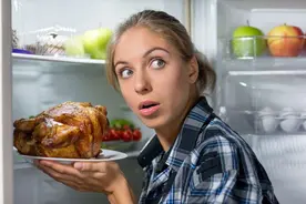 鸡头、鸡屁股不能食用，否则影响健康？别瞎猜，现在告诉你真相图片