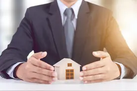 法拍房超290万套，曹德旺预测成真，房子卖不掉就只能断供图片