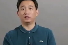 九年前的国民爸爸“死灰复燃”？现在全网群嘲喊他“道歉”？图片