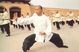 中西文化漫谈丨当外国人看中国功夫：他们可太危险了，每个人都是“黄飞鸿”图片