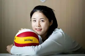 甜美外表下藏着丑恶嘴脸，揭开韩国排球美女李多英的真面目图片