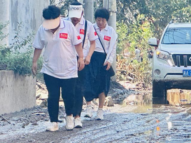 心手相印为涿州受灾群众送上燕赵儿女的关爱