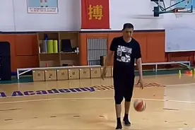 巩晓彬至今没有再次执教原因解密图片